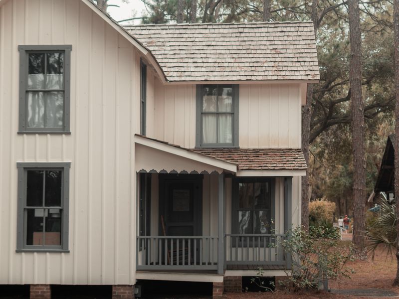 Siding construction services category
